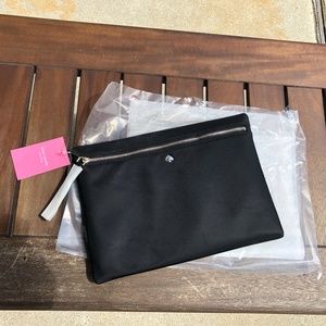 Kate Spade Zipper Pouch clutch